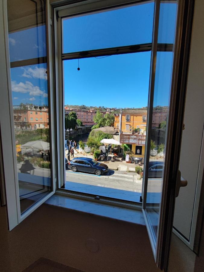 In Centro Rooms And Apartments Isola di Liri エクステリア 写真