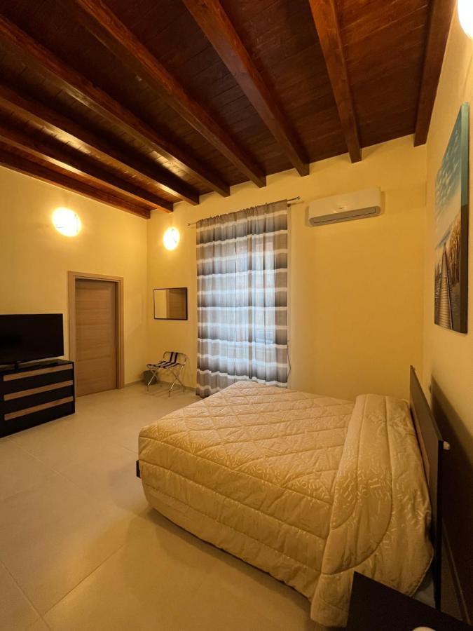 In Centro Rooms And Apartments Isola di Liri エクステリア 写真