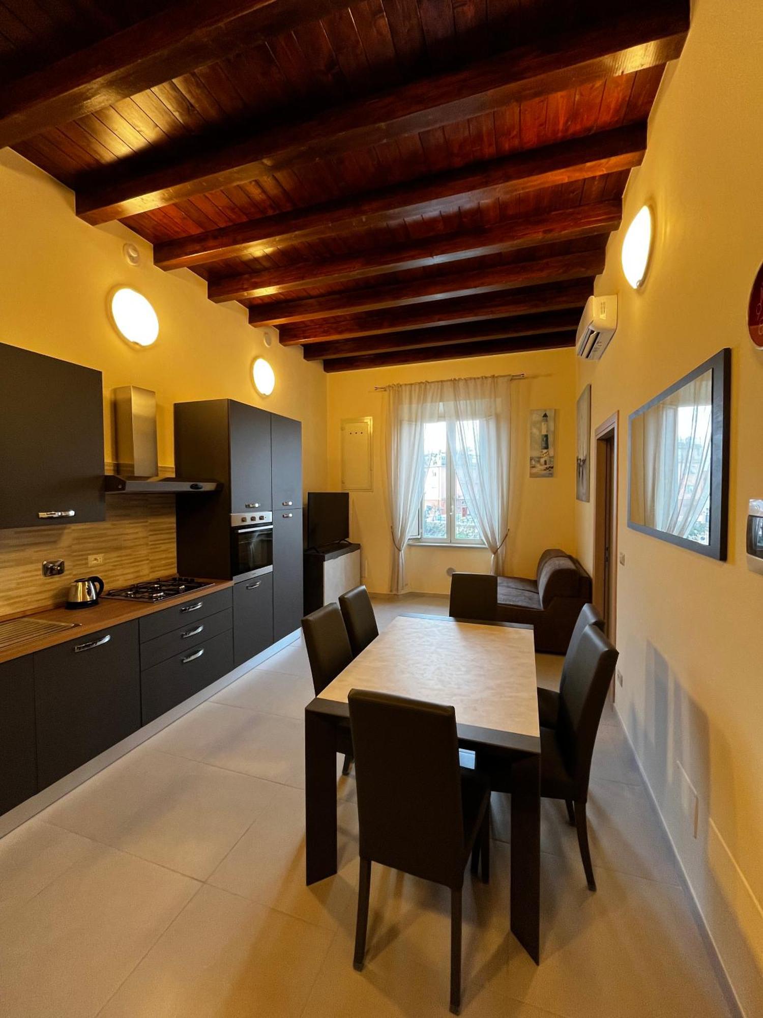 In Centro Rooms And Apartments Isola di Liri エクステリア 写真