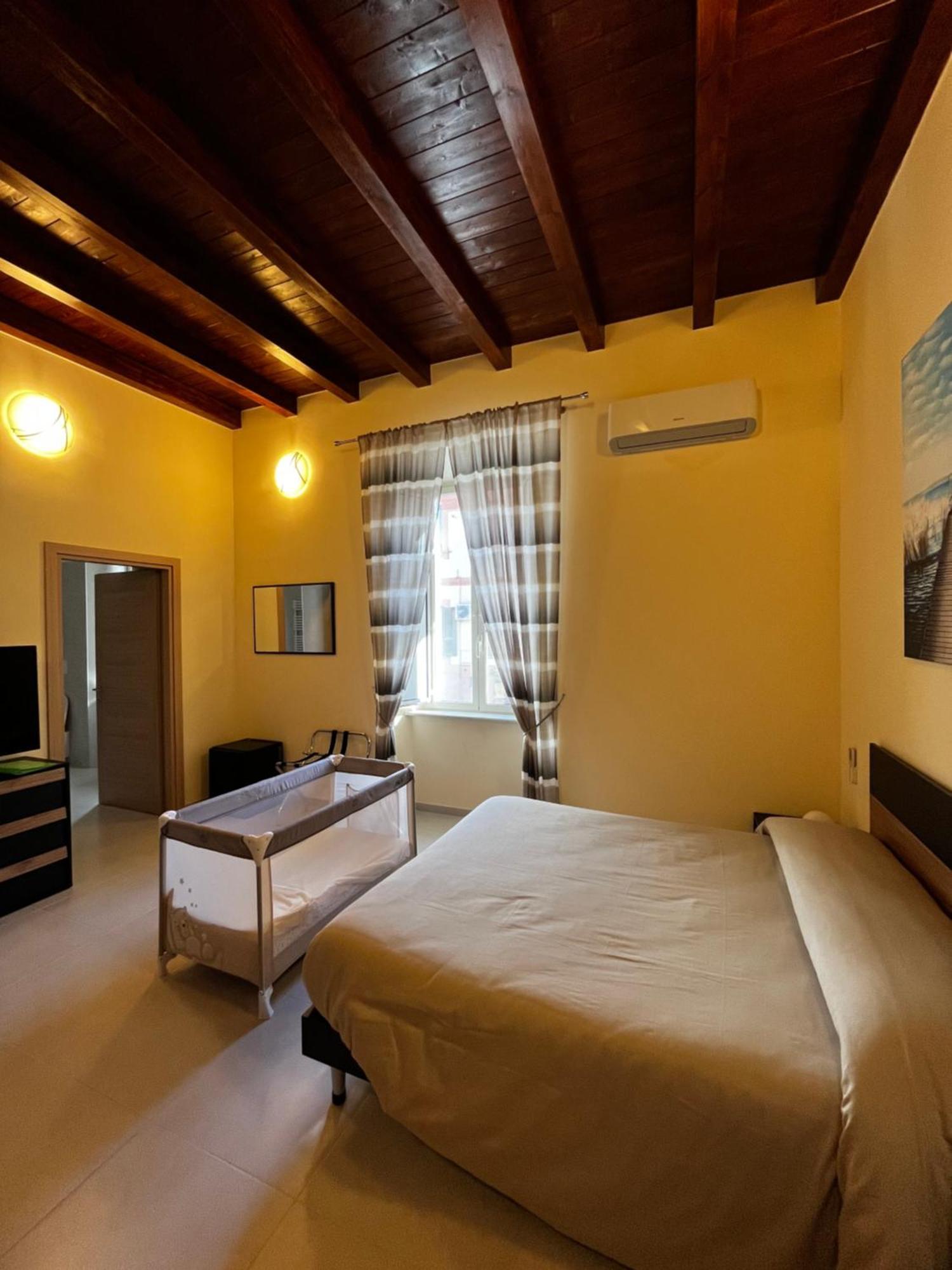 In Centro Rooms And Apartments Isola di Liri エクステリア 写真